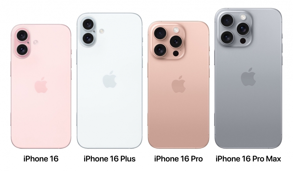 Apple's iPhone 16 and 16 Plus next to the iPhone 16 Pro and 16 Pro Max. This is a 3D fan-made rendering.