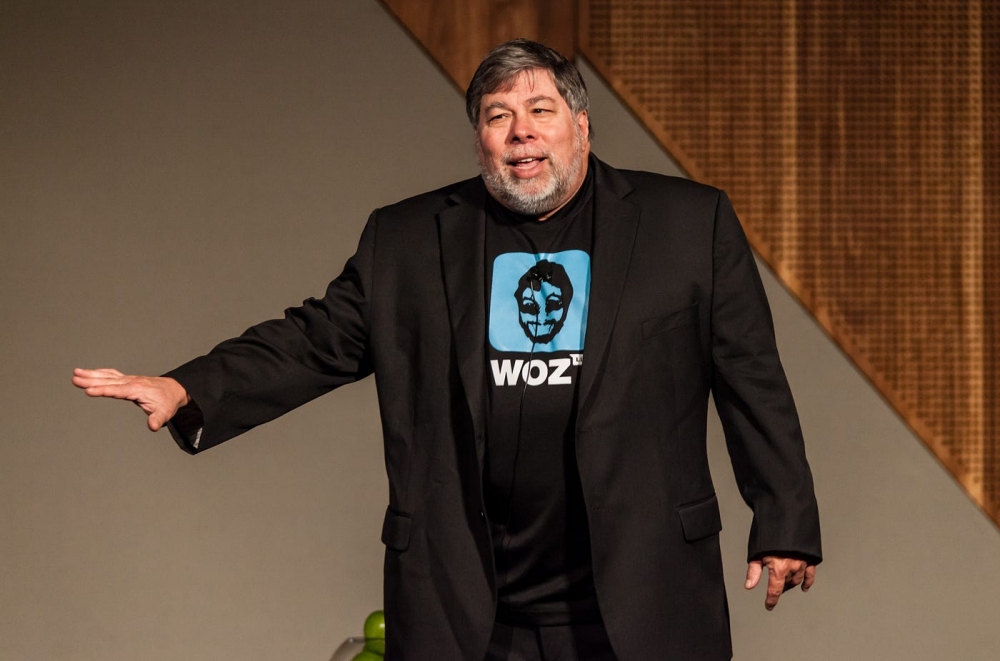 Steve Wozniak wearing his WOZ shirt.