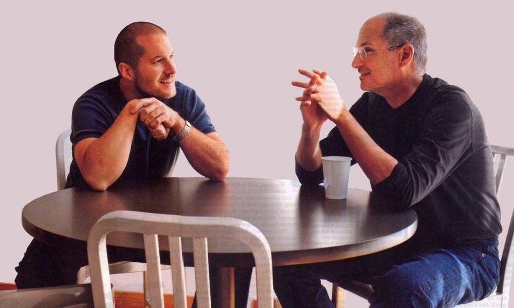 Jony Ive and Steve Jobs weren't just colleagues, they were great friends. This image shows Jony and Steve sitting together enjoying each others company.