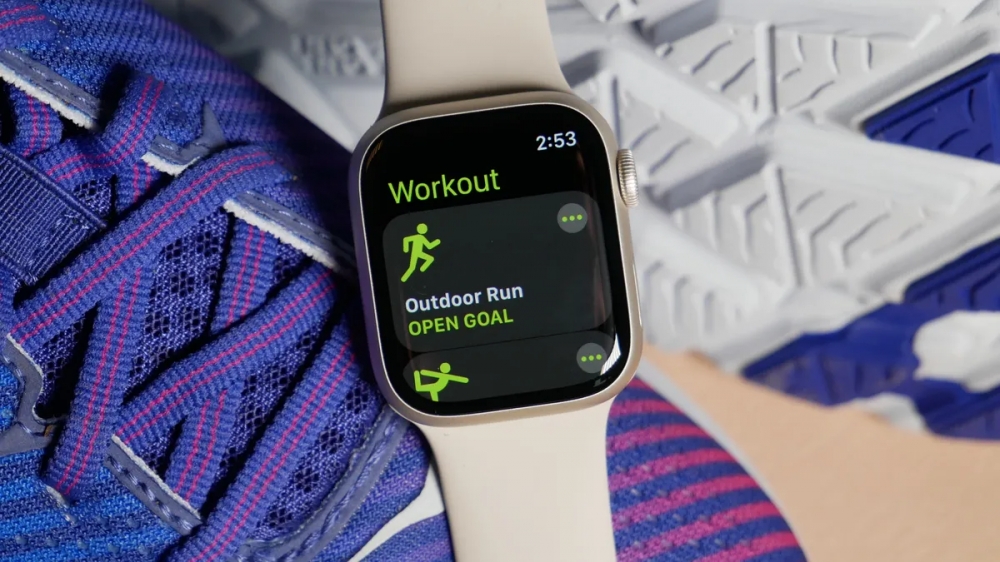 Using Apple Watch to track your walks, runs, yoga, workouts and more has never been easier.