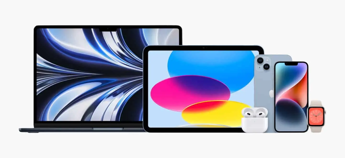 The latest Apple devices displayed together, demonstrating the synergy that enhances the brand’s reputation.