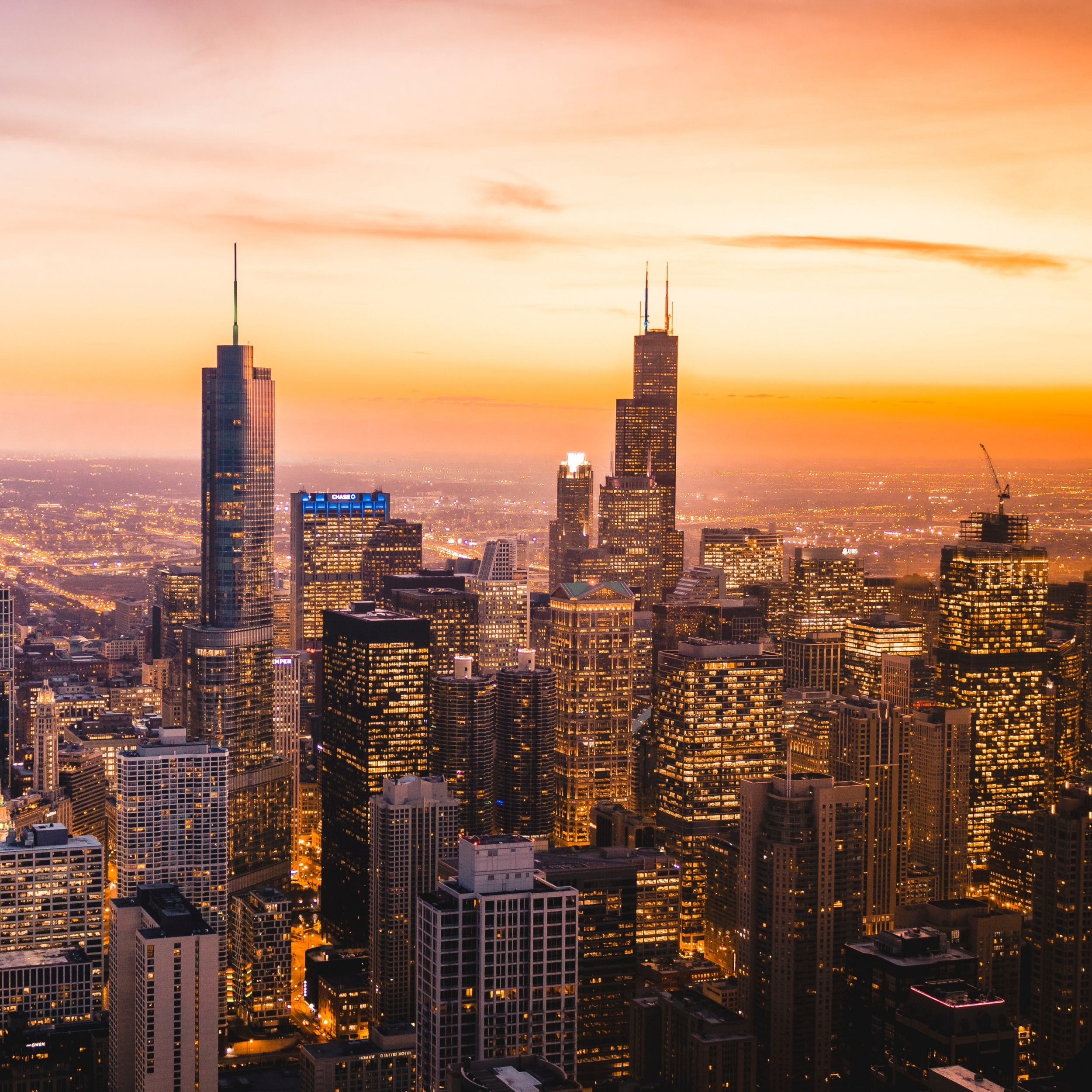 Chicago Skyline Cityscape Skyscrapers Dawn Sunset City Best Free Wallpapers Backgrounds Desktop Pictures For Apple iPad Tablets And Android HD High Resolution 4K wallpaper for Apple iPhone, Apple Watch, Mac, iPad and Apple Watch