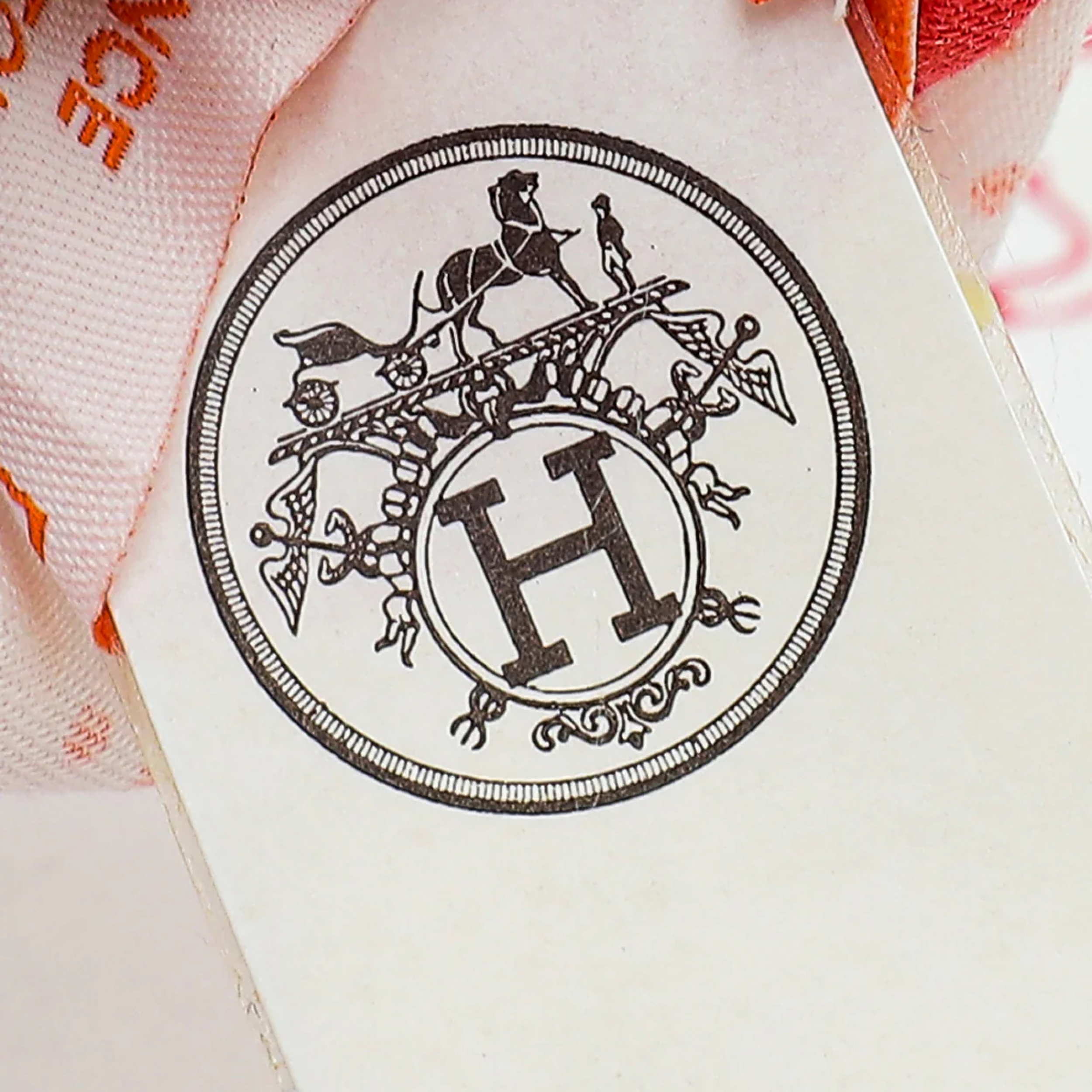 Hermes Paris Official Logo wallpaper for Apple iPhone, Apple Watch, Mac, iPad and Apple Watch