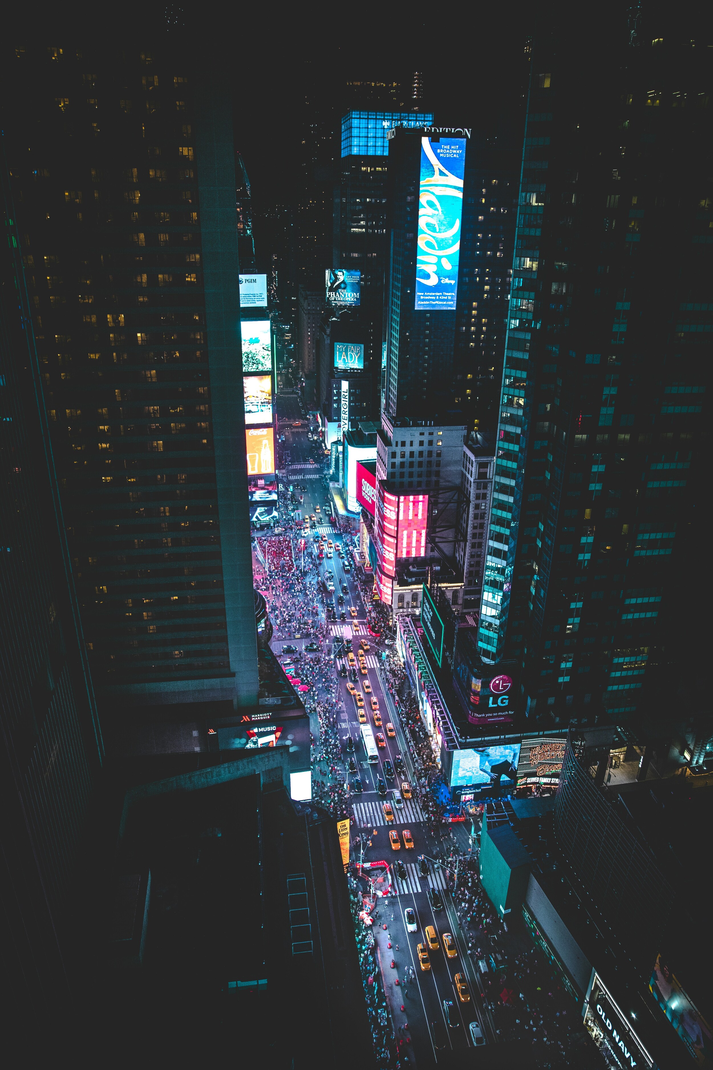 New York City Times Square From Above Best Free Wallpapers Backgrounds Desktop Pictures For Apple iPad Tablets And Android HD High Resolution 4K wallpaper for Apple iPhone, Apple Watch, Mac, iPad and Apple Watch