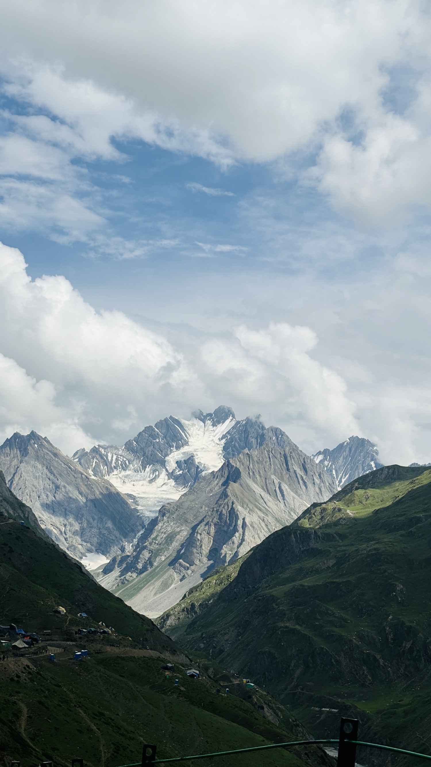 Mountain View Of Himalayas In Kashmir India Indian wallpaper for Apple iPhone, Apple Watch, Mac, iPad and Apple Watch