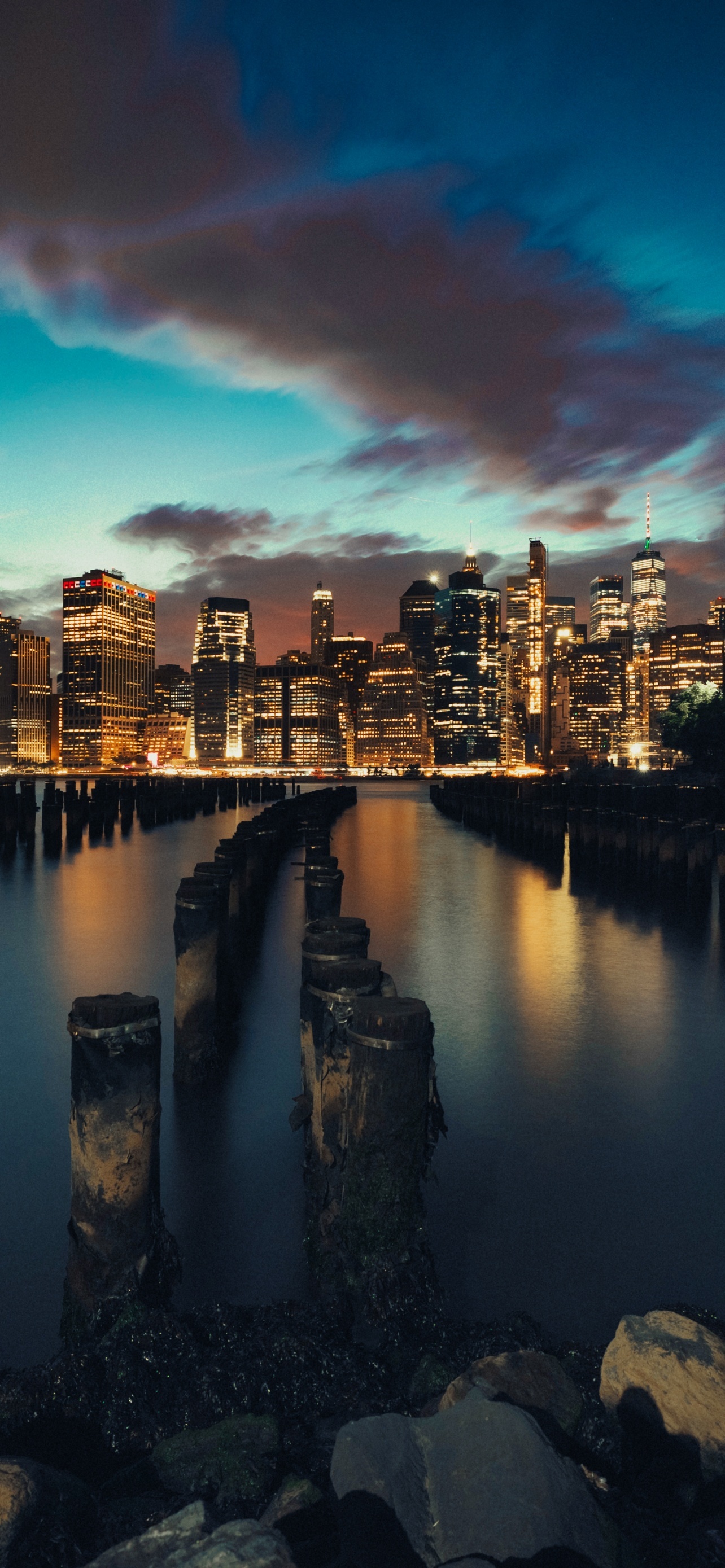New York City City Lights Top Best Trending Desktop Wallpapers Backgrounds And Screensavers For Apple iPhone And Google Android 4K 5K 6K HDR High Resolution High Definition wallpaper for Apple iPhone, Apple Watch, Mac, iPad and Apple Watch