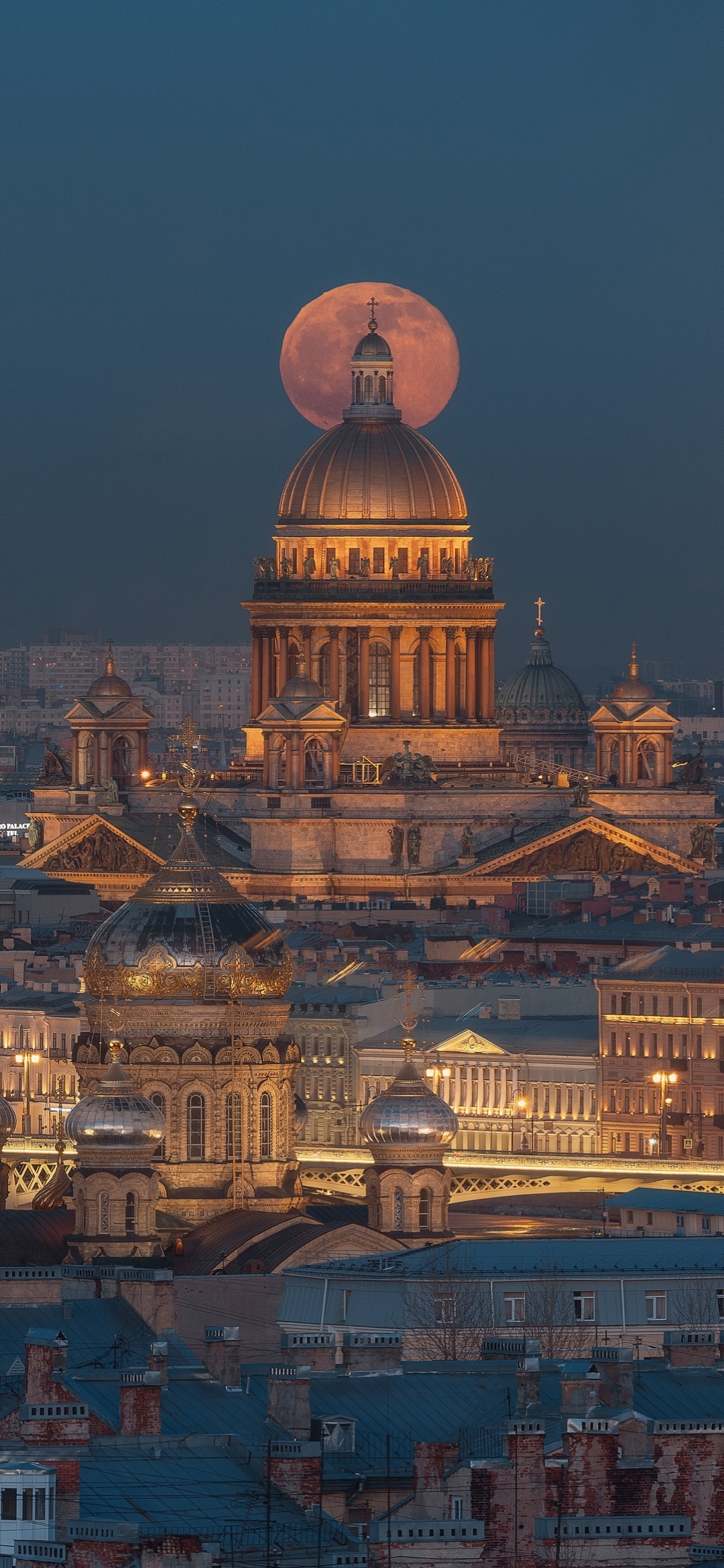 Red Moon Street Lights In Saint Petersburg Russia St. Petersburg Soviet Union Style Architecture wallpaper for Apple iPhone, Apple Watch, Mac, iPad and Apple Watch