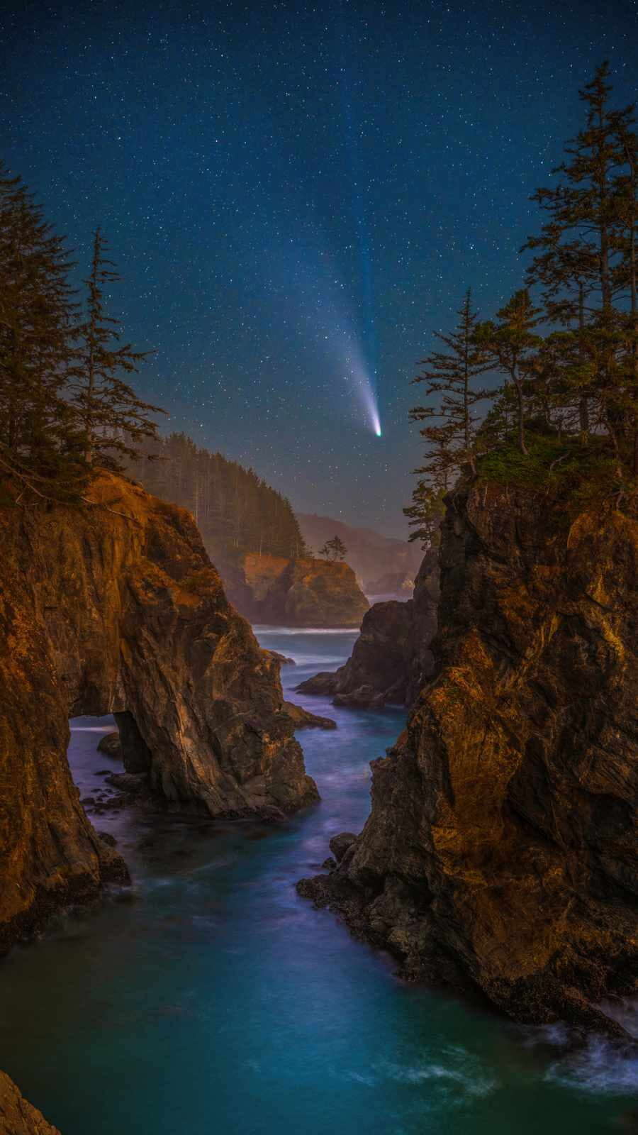 Shooting Star Over Mountainous Landscape Stars Rock Formations wallpaper for Apple iPhone, Apple Watch, Mac, iPad and Apple Watch