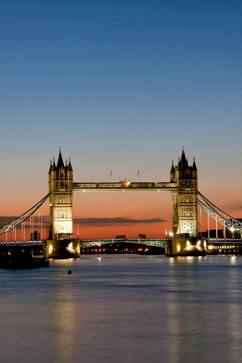 Sunrise In UK Tower Bridge London England Sunrise — Download Free ...