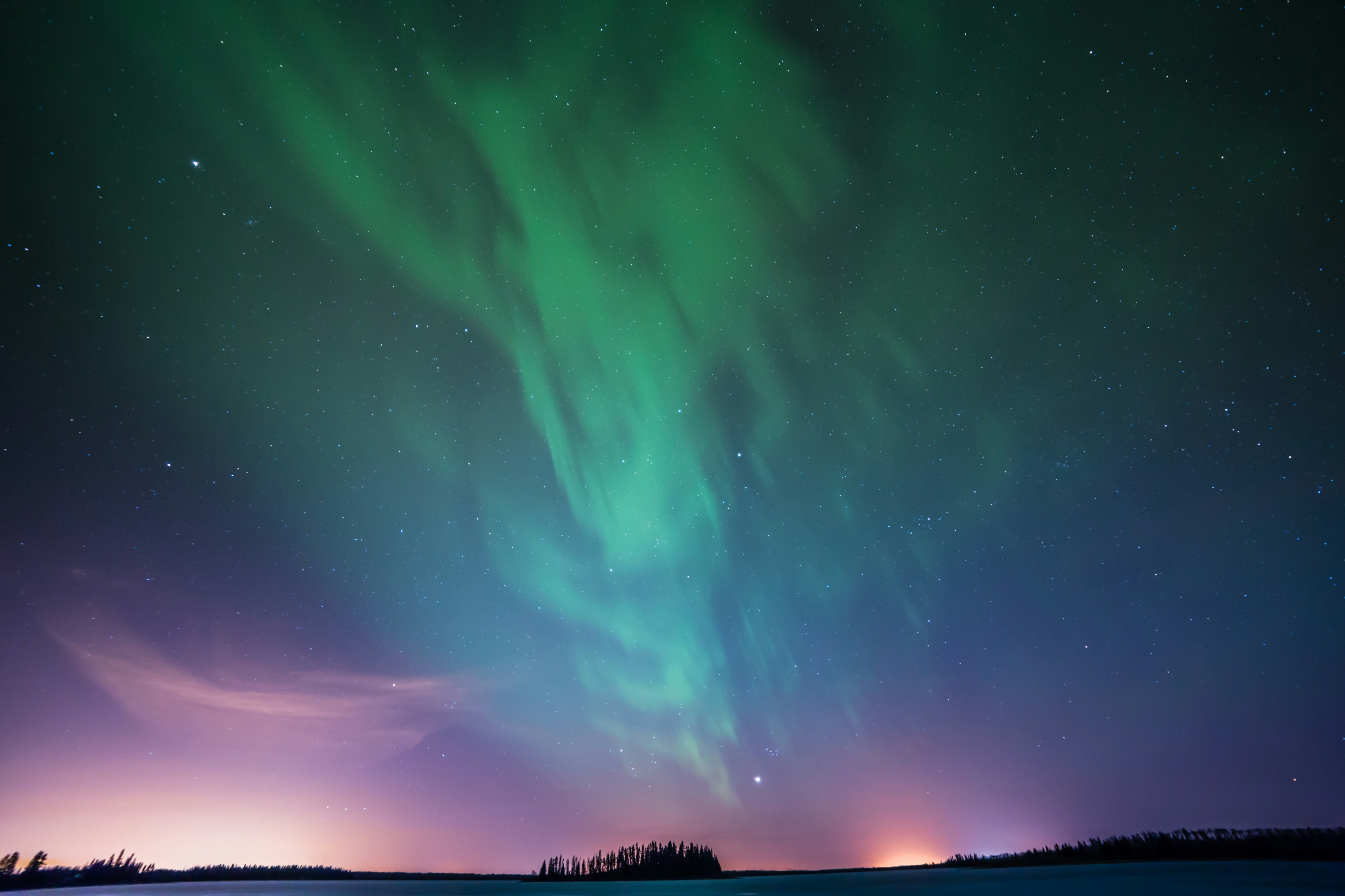 Aurora Borealis wallpaper for Apple iPhone, Apple Watch, Mac, iPad and Apple Watch