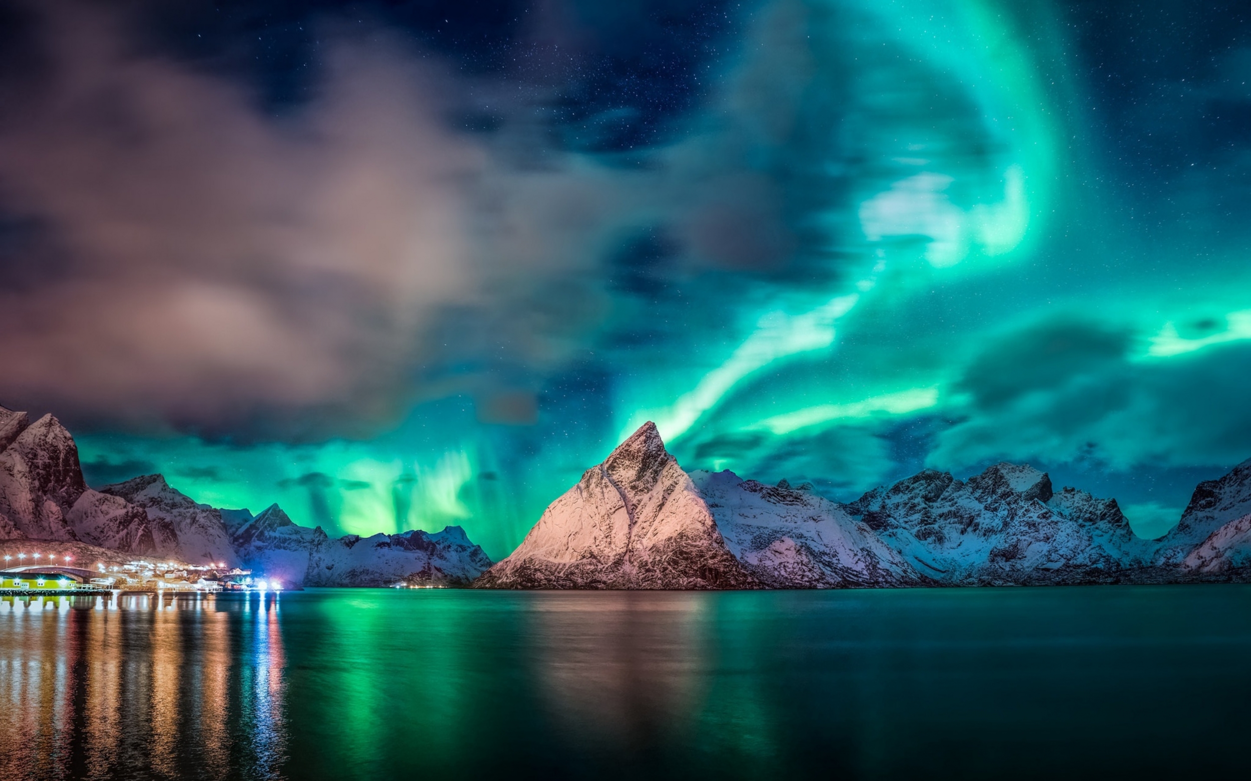 Aurora Borealis Green Snow Covered Mountains Landscape Nature