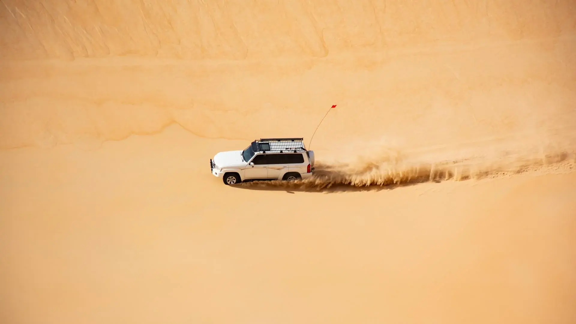 Nissan VTC In Its Natural Habitat Sand Dunes Sahara Offroading Off Roading 4K Popular