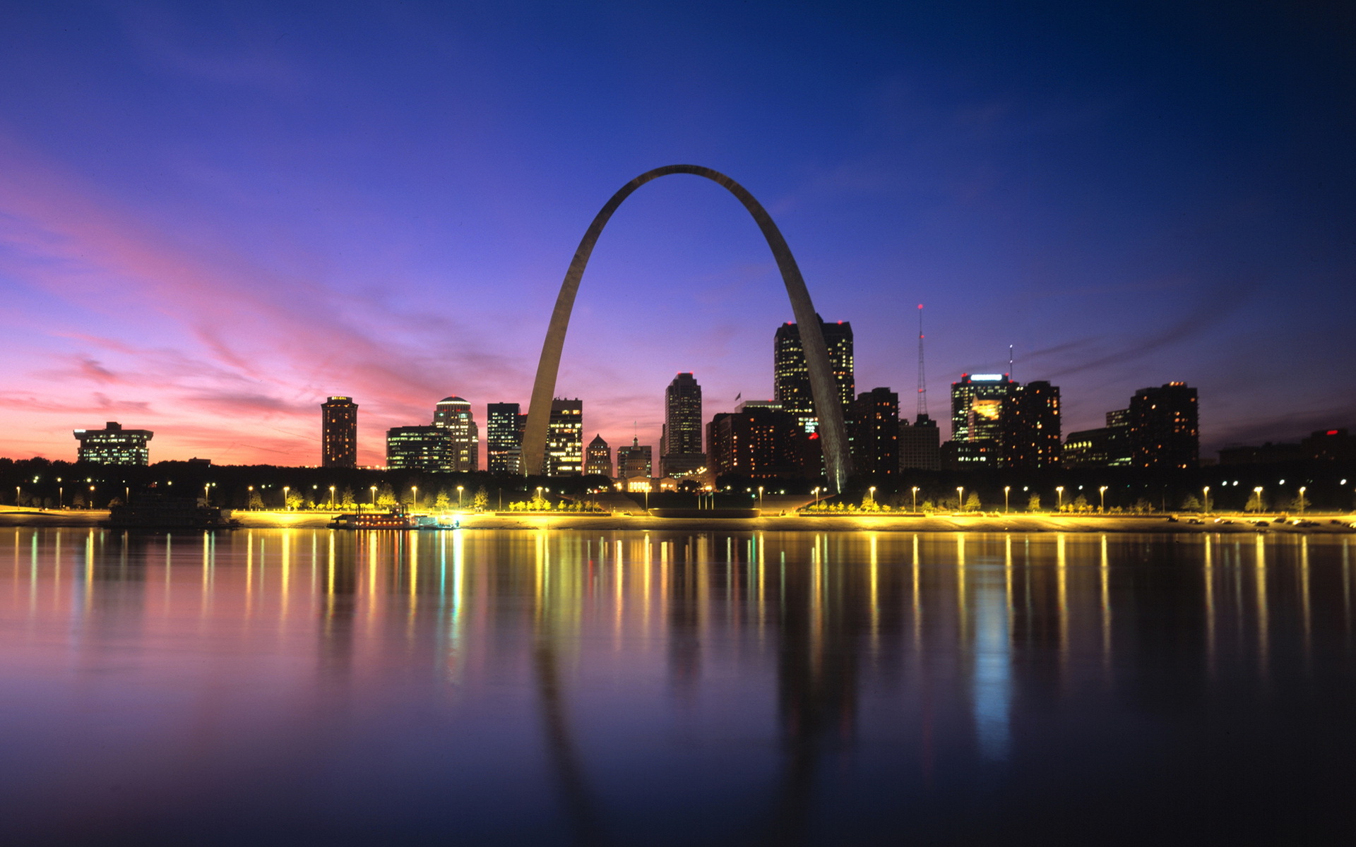 Skyline And Skyscrapers At Sunset Of St. Louis City Saint Louis Missouri State USA United States wallpaper for Apple iPhone, Apple Watch, Mac, iPad and Apple Watch