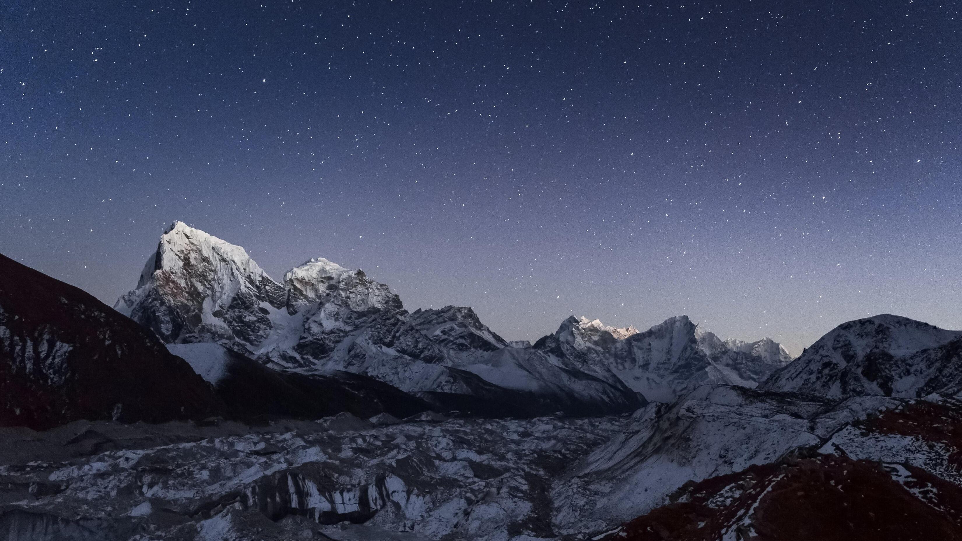 Snowcapped Mountains With Clear View Of The Galaxy Stars 2025 Best Ultra HD High Resolution 4K Desktop Backgrounds Wallpapers For Mac Linux And Windows PC wallpaper for Apple iPhone, Apple Watch, Mac, iPad and Apple Watch