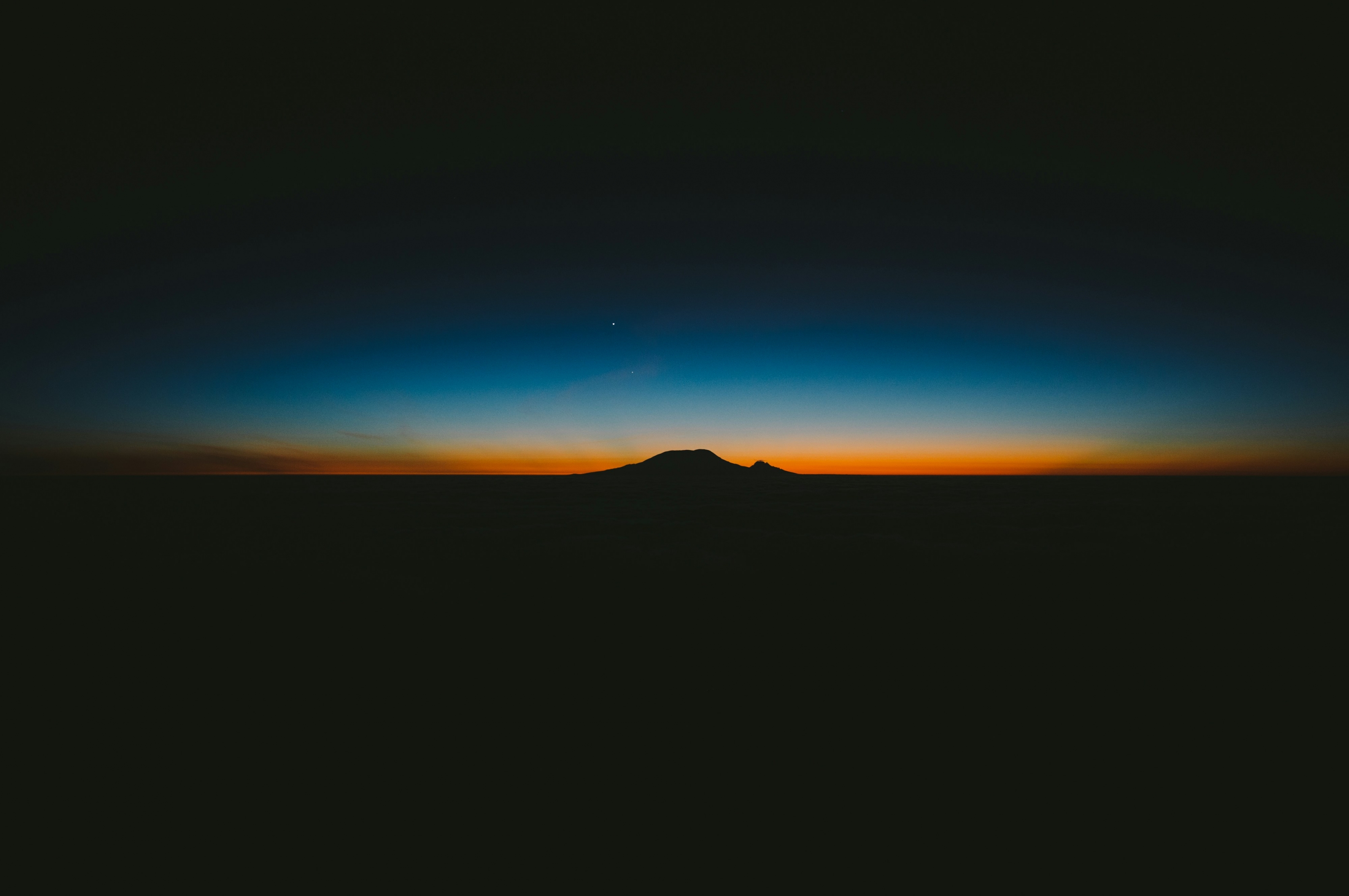 Vibrant Sunrise Dark wallpaper for Apple iPhone, Apple Watch, Mac, iPad and Apple Watch